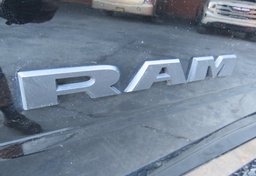 2022 Ram 2500 - Image 17