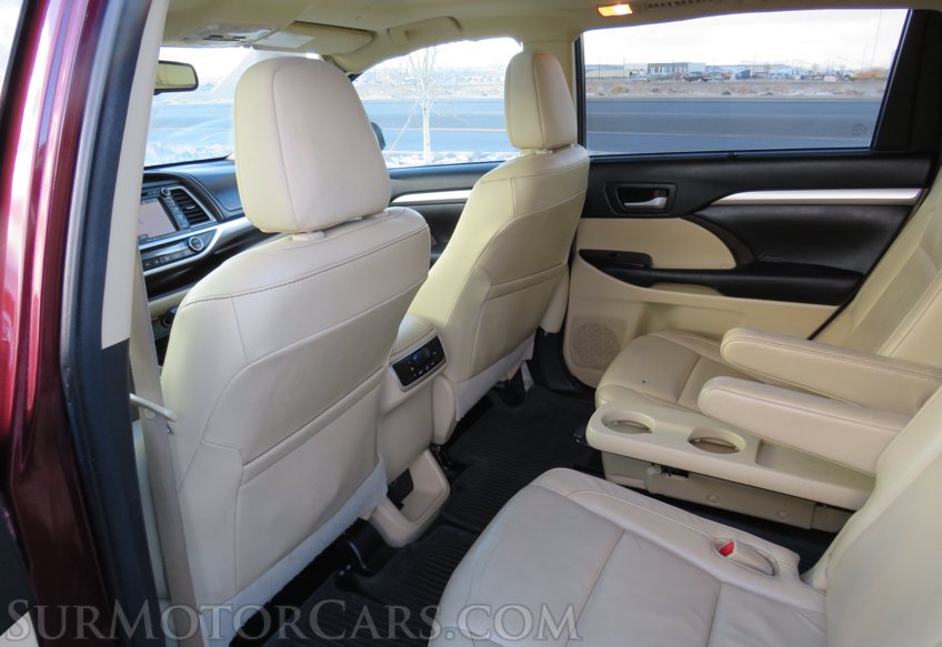2015 Toyota Highlander - Image 29