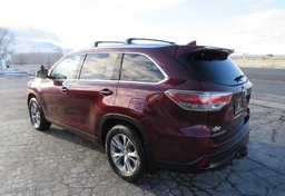 2015 Toyota Highlander - Image 9
