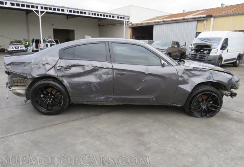 2018 Dodge Charger - Image 10