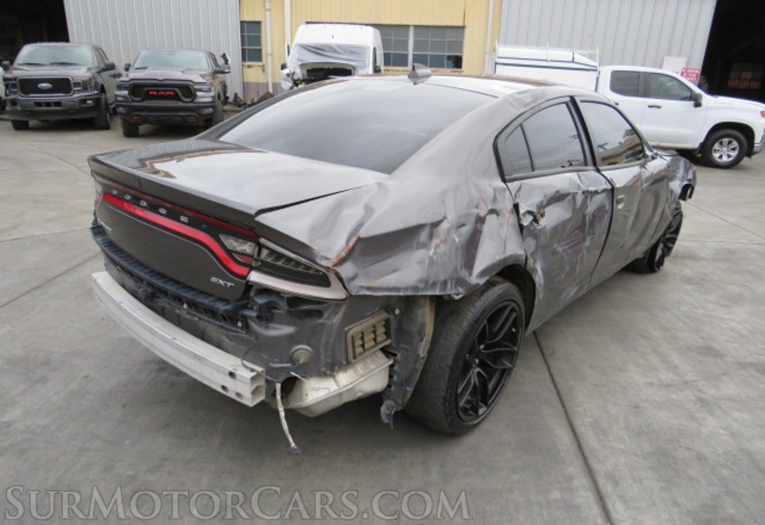 2018 Dodge Charger - Image 5