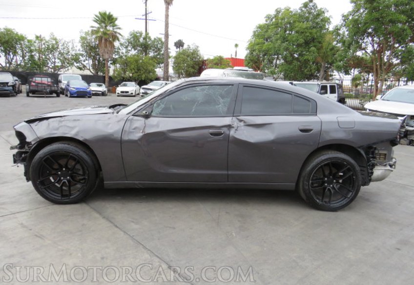 2018 Dodge Charger - Image 9