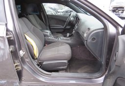 2018 Dodge Charger - Image 18