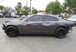 2018 Dodge Charger - Image 9