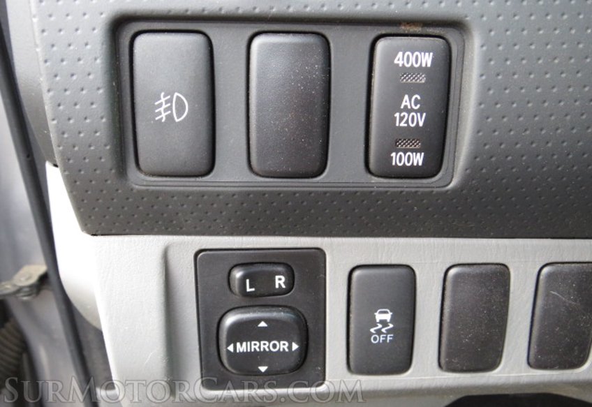 2015 Toyota Tacoma - Image 36