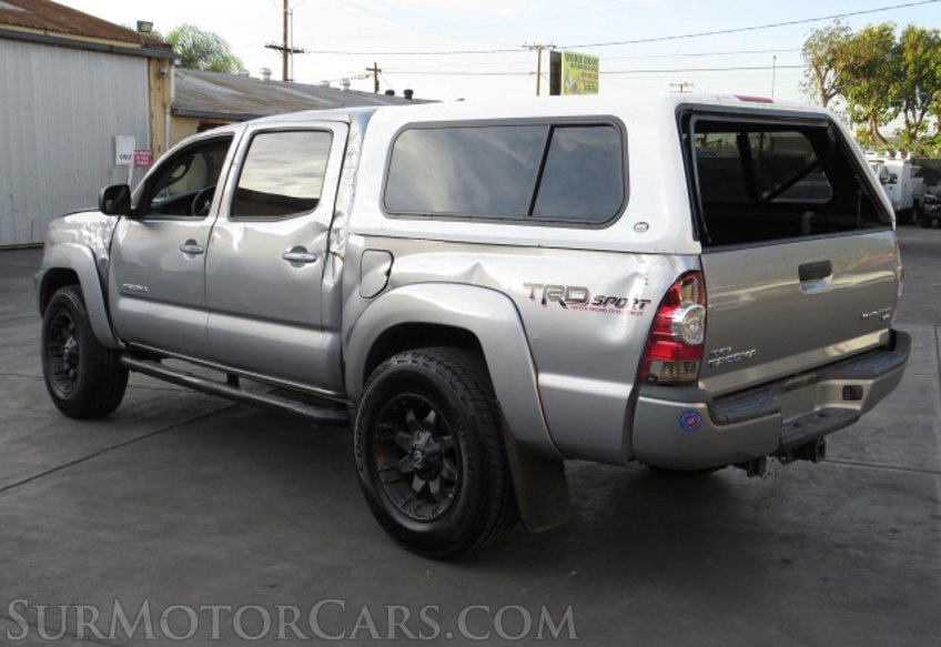 2015 Toyota Tacoma - Image 8