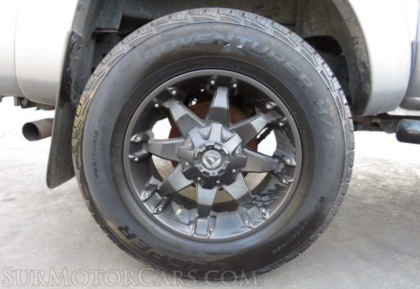 2015 Toyota Tacoma - Image 11