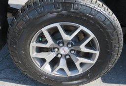 2018 GMC Canyon - Image 47