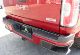 2018 GMC Canyon - Image 18