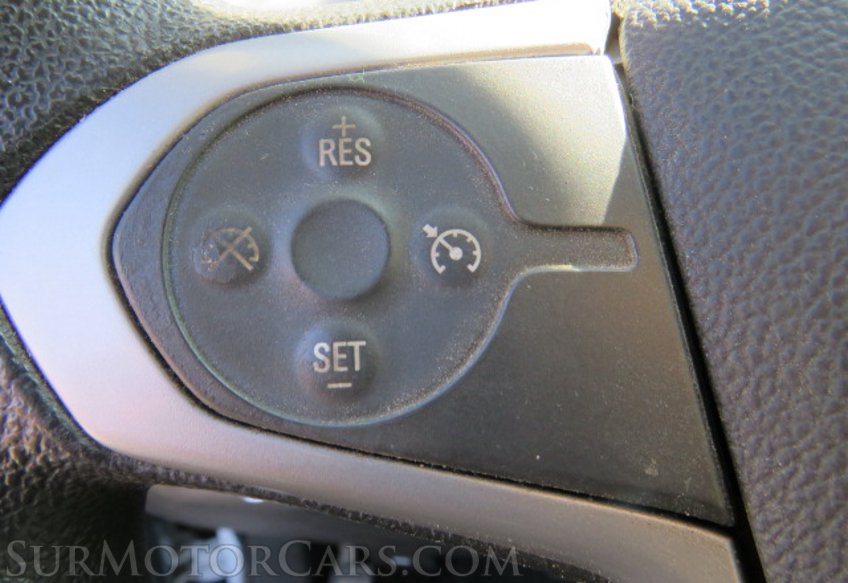 2021 Chevrolet Colorado - Image 30