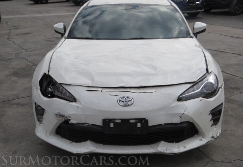 2020 Toyota 86 - Image 11