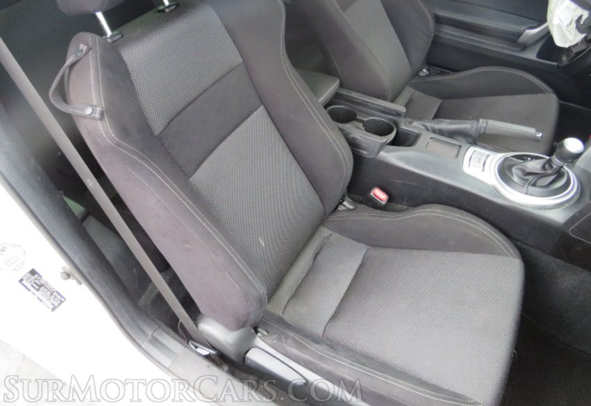 2020 Toyota 86 - Image 28