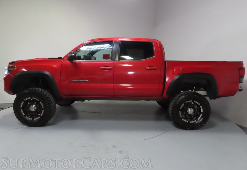 2023 Toyota Tacoma - Image 10