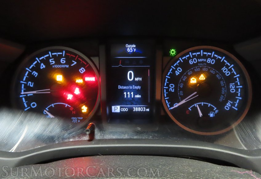 2023 Toyota Tacoma - Image 38