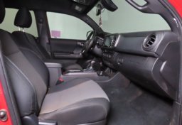 2023 Toyota Tacoma - Image 22