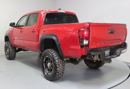 2023 Toyota Tacoma - Image 5