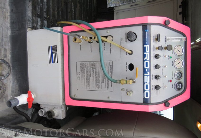 2013 Chevrolet Express Cargo Van - Image 37