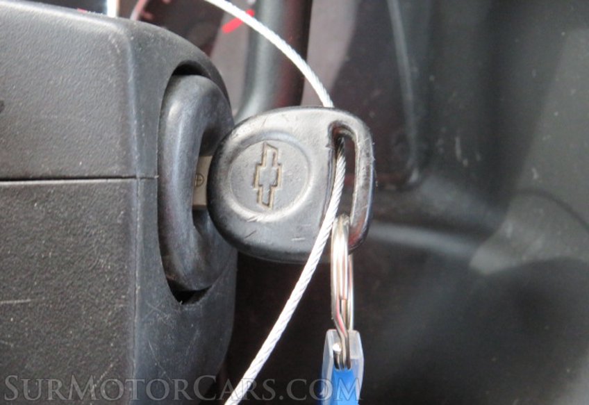 2013 Chevrolet Express Cargo Van - Image 20