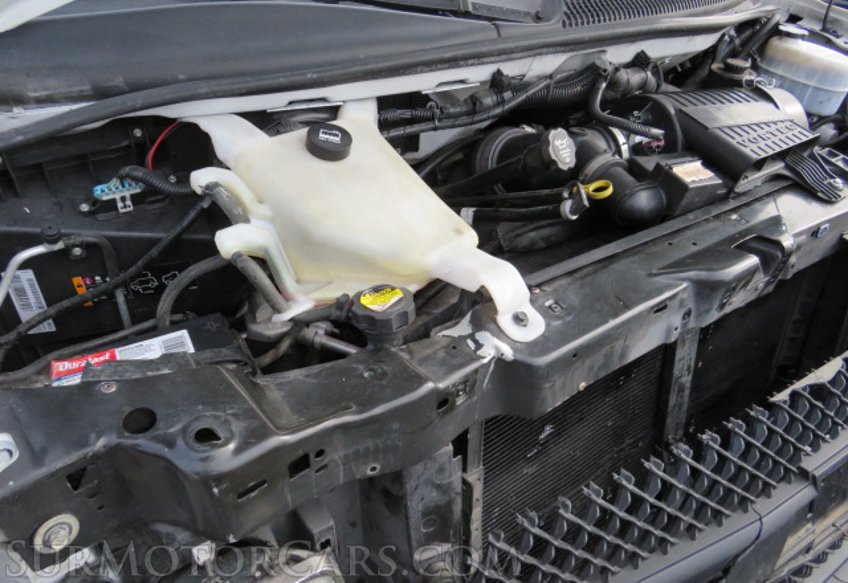 2013 Chevrolet Express Cargo Van - Image 17