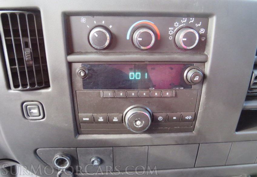 2013 Chevrolet Express Cargo Van - Image 24