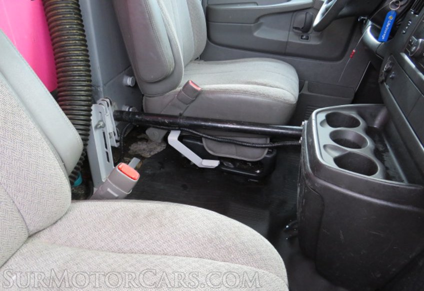 2013 Chevrolet Express Cargo Van - Image 30