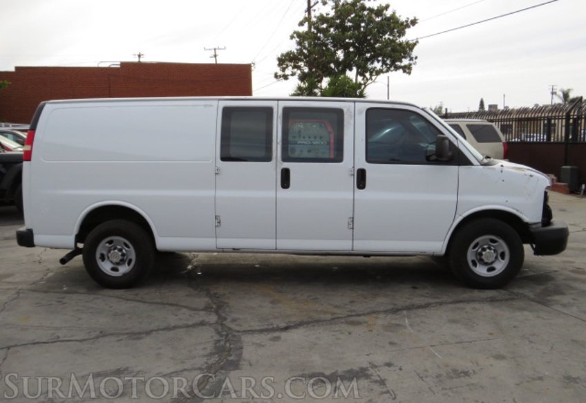 2013 Chevrolet Express Cargo Van - Image 8