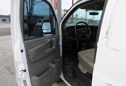 2013 Chevrolet Express Cargo Van - Image 31