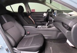 2025 Nissan Sentra - Image 18