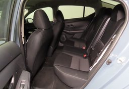 2025 Nissan Sentra - Image 24