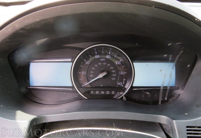 2018 Ford Explorer - Image 32