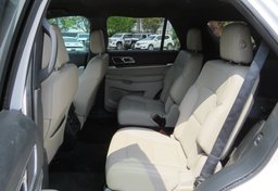 2018 Ford Explorer - Image 28