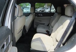 2018 Ford Explorer - Image 30