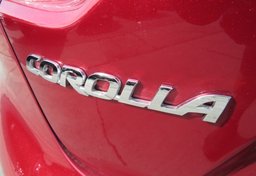 2022 Toyota Corolla - Image 17