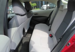 2022 Toyota Corolla - Image 31