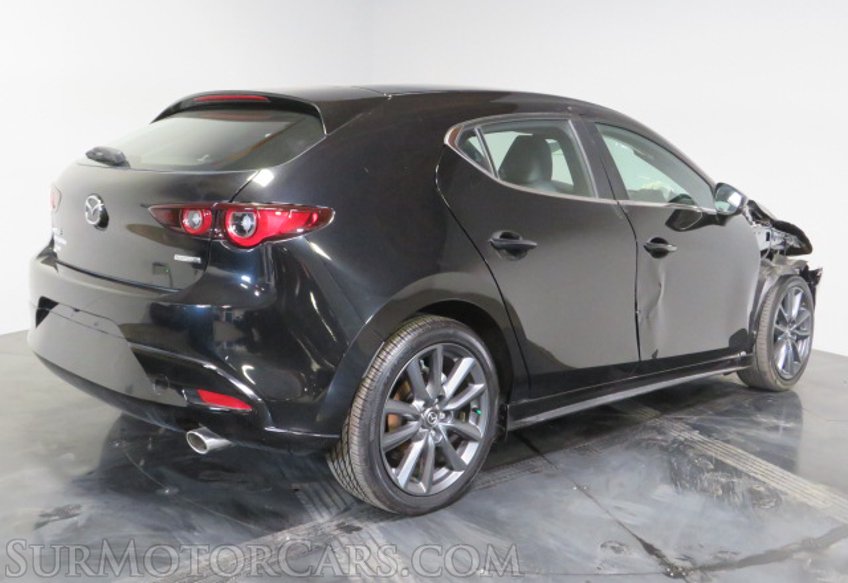 2023 Mazda Mazda3 Hatchback - Image 8