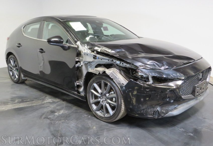 2023 Mazda Mazda3 Hatchback - Image 2