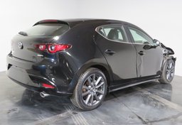 2023 Mazda Mazda3 Hatchback - Image 8