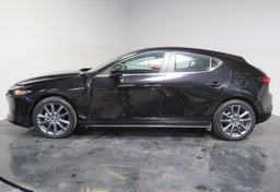 2023 Mazda Mazda3 Hatchback - Image 5