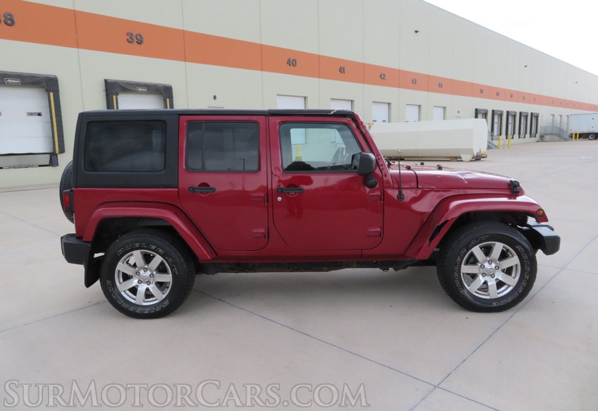 2012 Jeep Wrangler Unlimited - Image 12