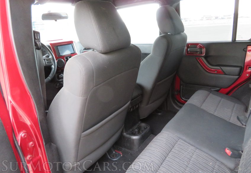 2012 Jeep Wrangler Unlimited - Image 23