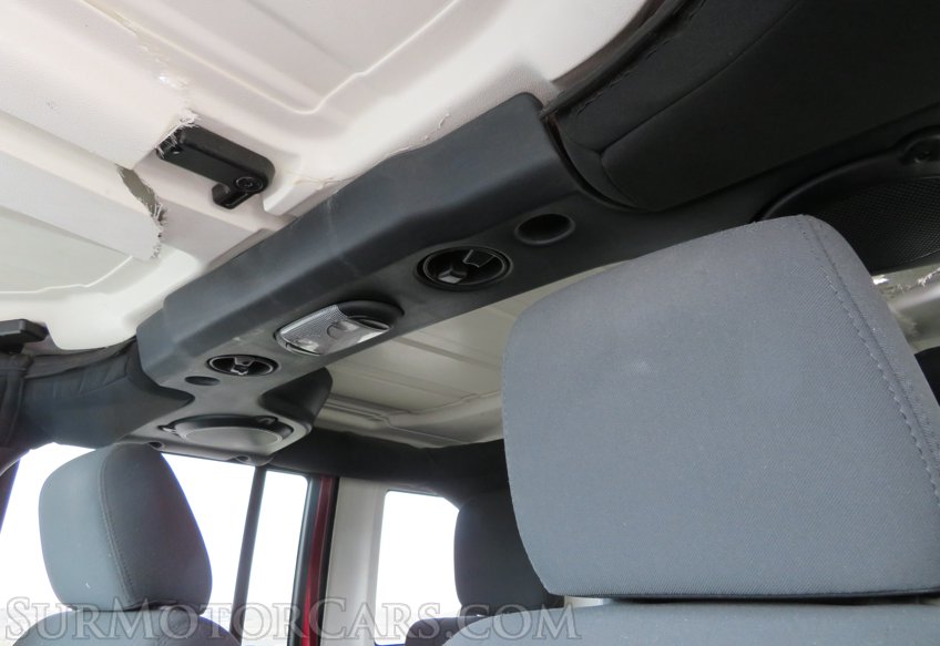 2012 Jeep Wrangler Unlimited - Image 27