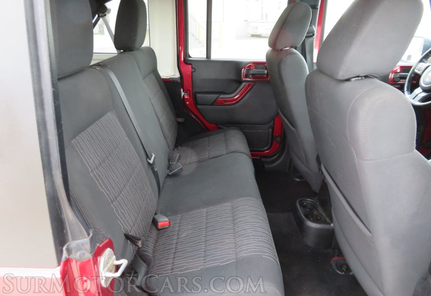 2012 Jeep Wrangler Unlimited - Image 28