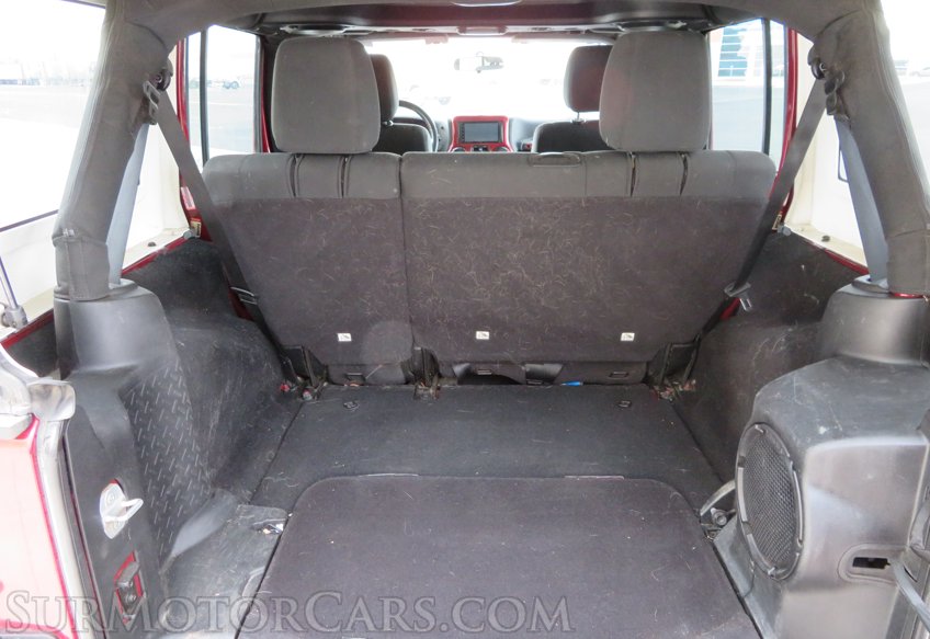2012 Jeep Wrangler Unlimited - Image 30