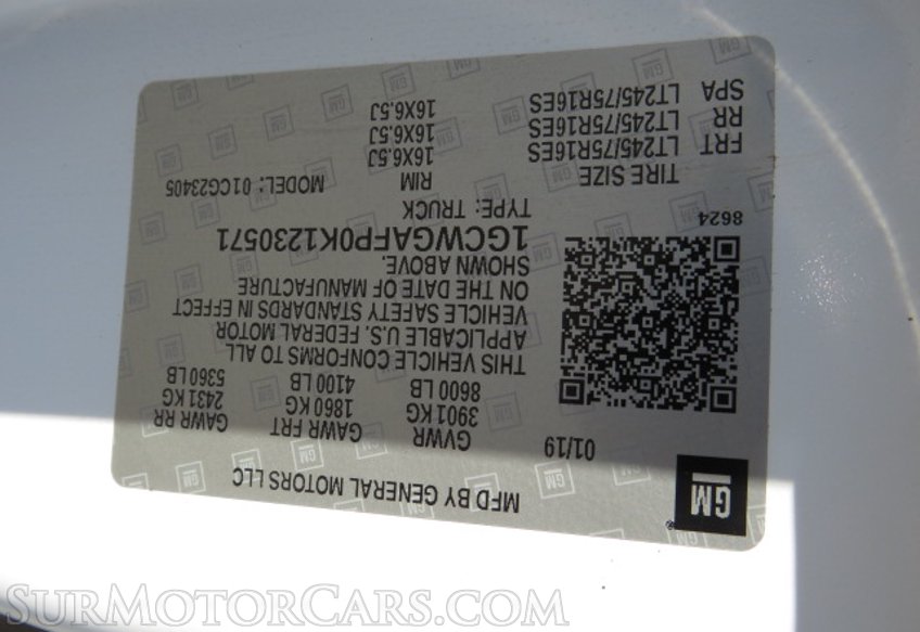 2019 Chevrolet Express Cargo Van - Image 38