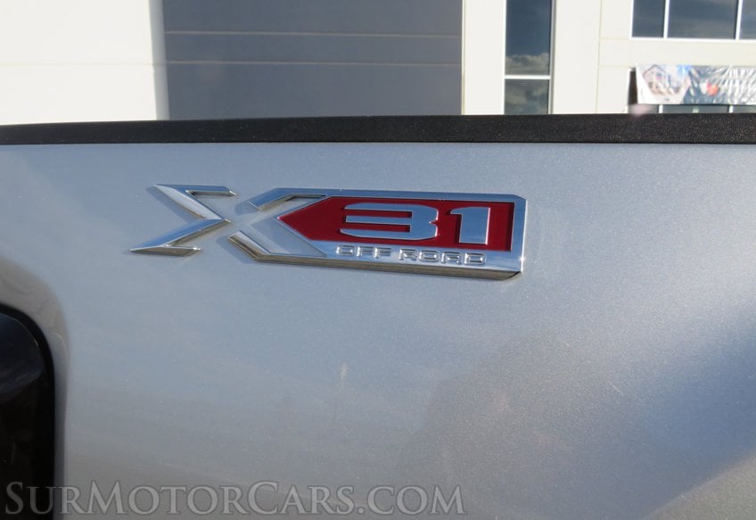 2023 GMC Sierra 3500HD - Image 32