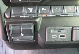 2023 GMC Sierra 3500HD - Image 98