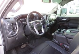 2023 GMC Sierra 3500HD - Image 64