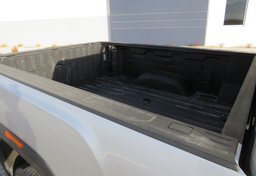 2023 GMC Sierra 3500HD - Image 29