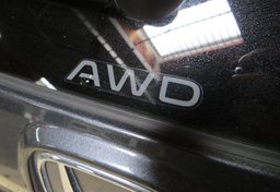 2023 Honda CR-V Hybrid - Image 17