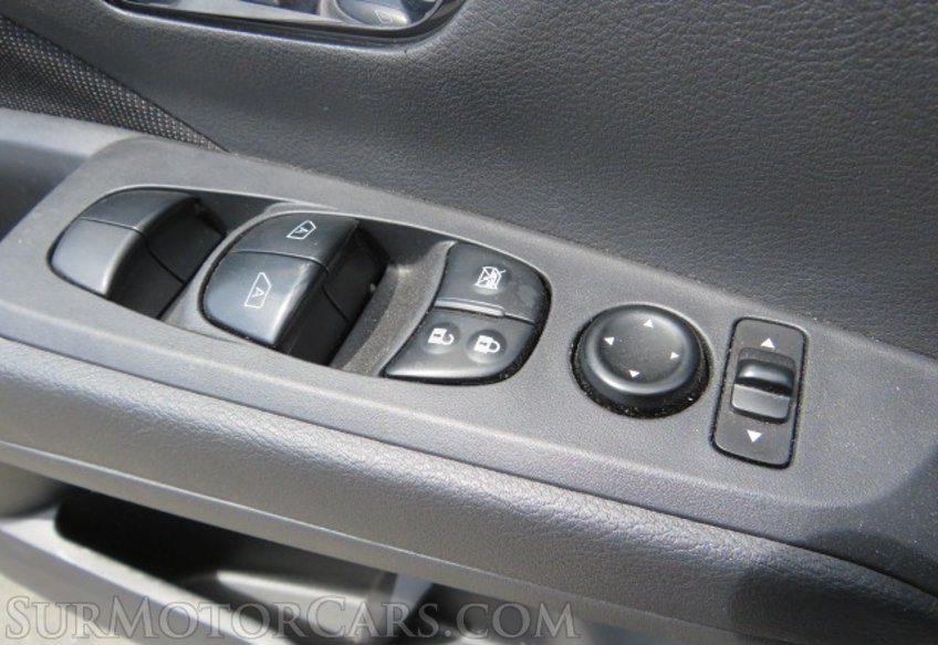 2021 Nissan Kicks - Image 34